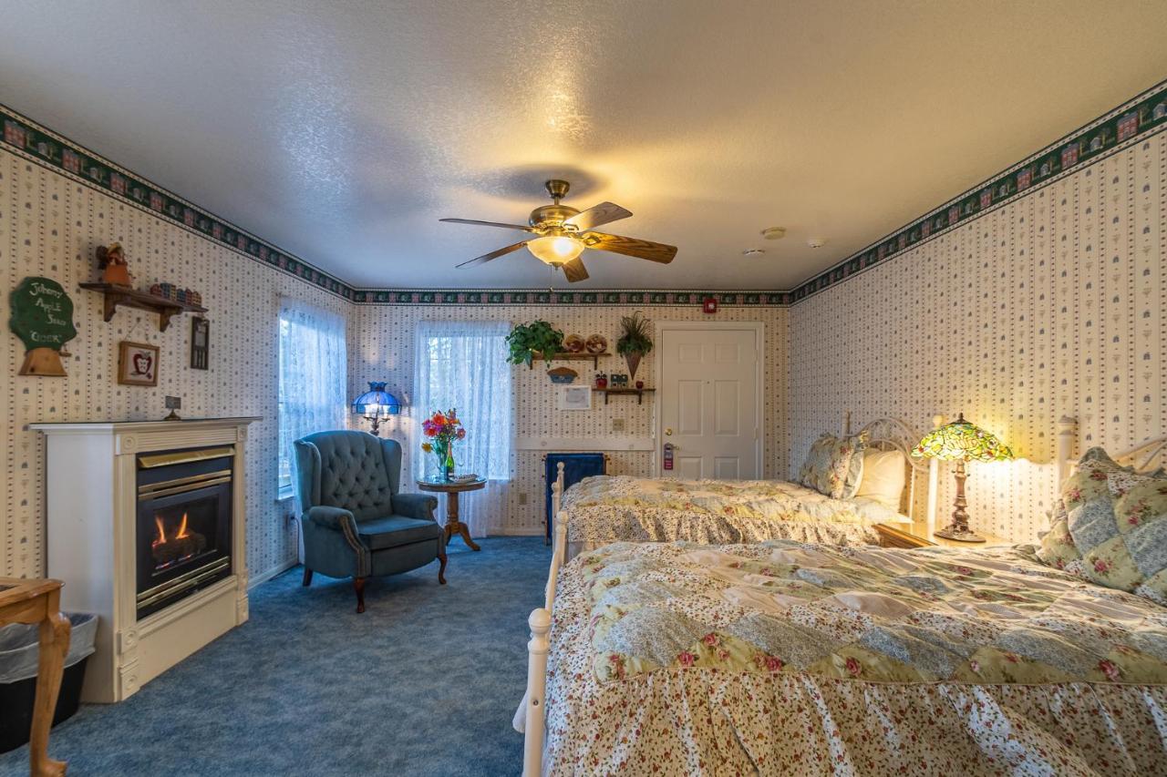 Apples Bed And Breakfast Inn Big Bear Lake Εξωτερικό φωτογραφία