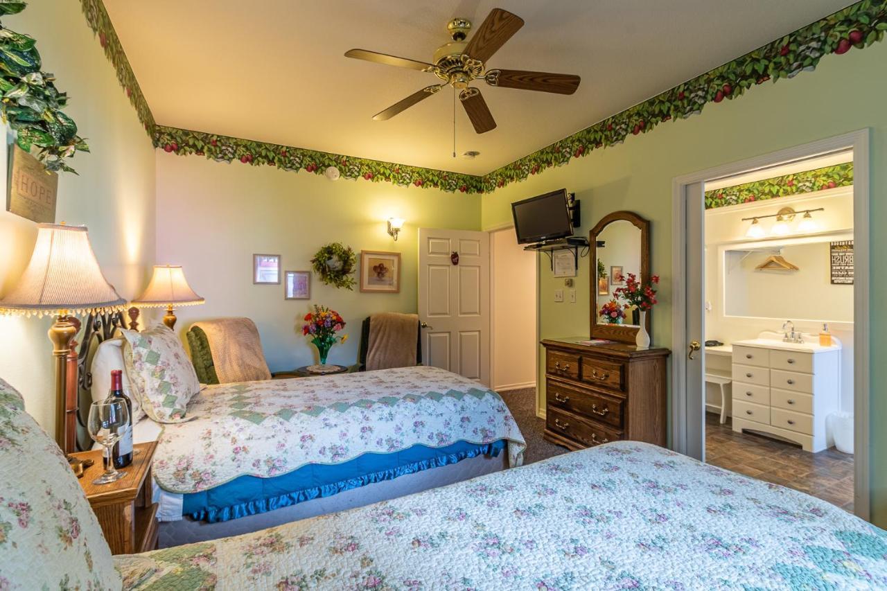 Apples Bed And Breakfast Inn Big Bear Lake Εξωτερικό φωτογραφία