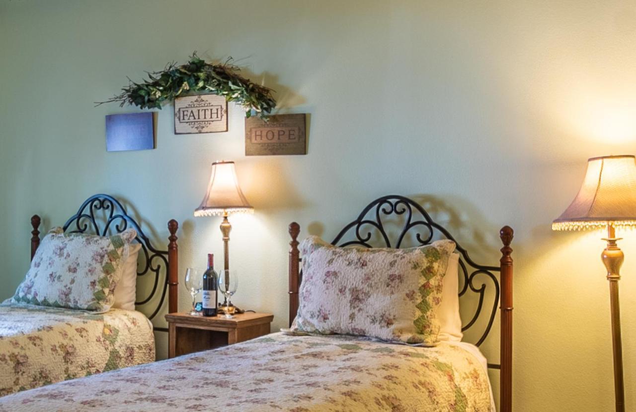 Apples Bed And Breakfast Inn Big Bear Lake Εξωτερικό φωτογραφία